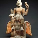 Thần Visnu cỡi Kim Sí Điểu (Visnu Garudâsana)