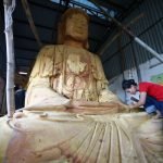 Làng nghề đồ gỗ tạc tượng Vũ Lăng